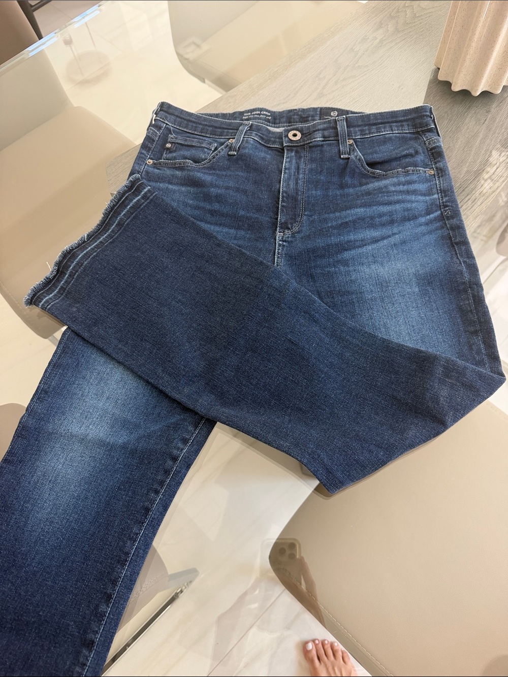 AG Adriano Goldschmied Dark Blue Bootcut Jeans The Jodi cro style. Size 29